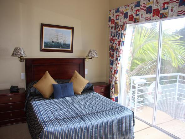 The Boathouse - Bedroom2